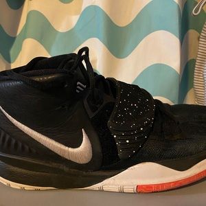 Kyrie 6 basketball shoes